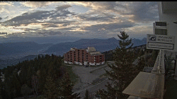 Notre webcam de chamrousse - Roche Béranger - alt. 1800 m - vue vers Grenoble et le Recoin