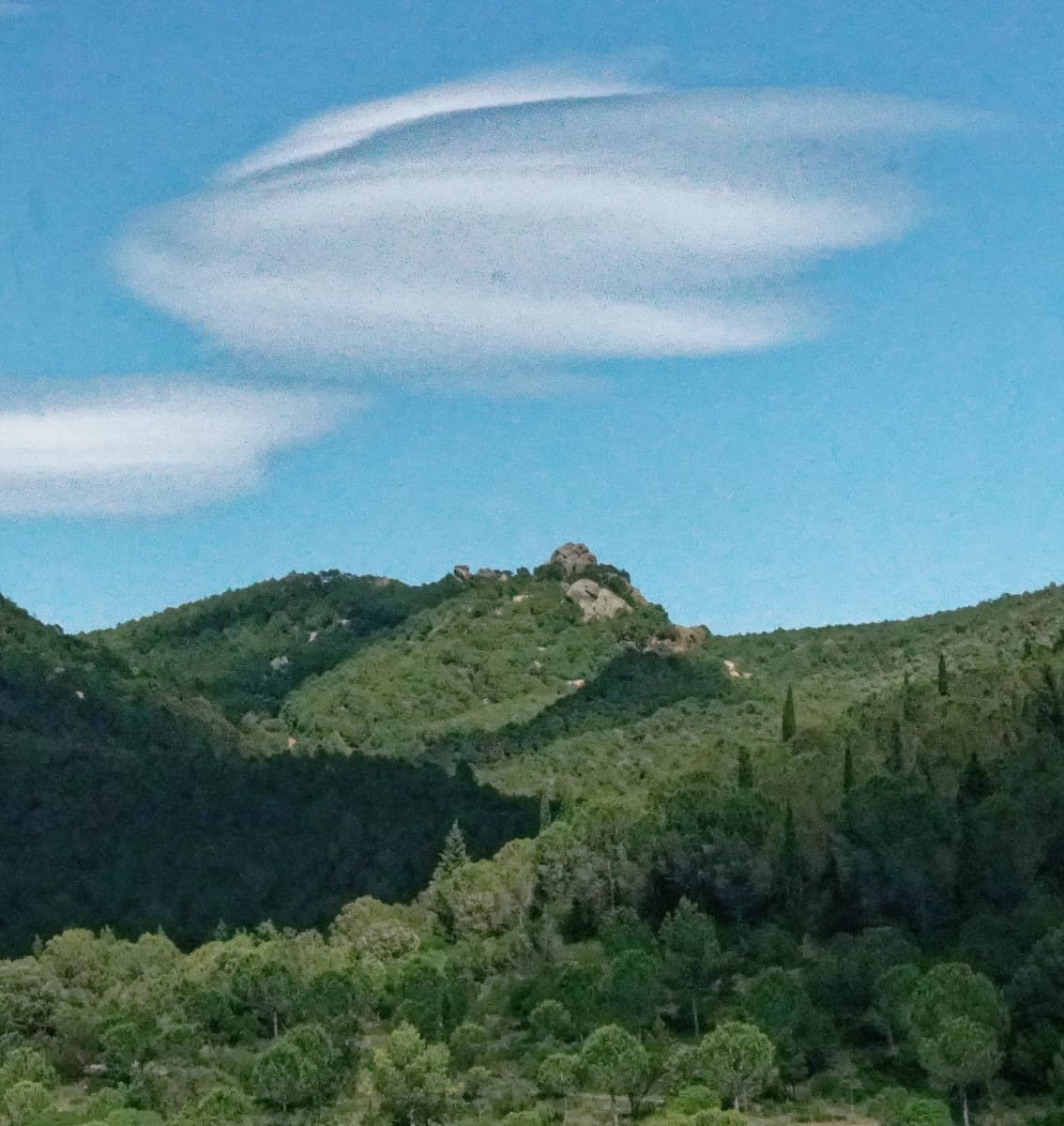 amorce de nuage lenticulaire