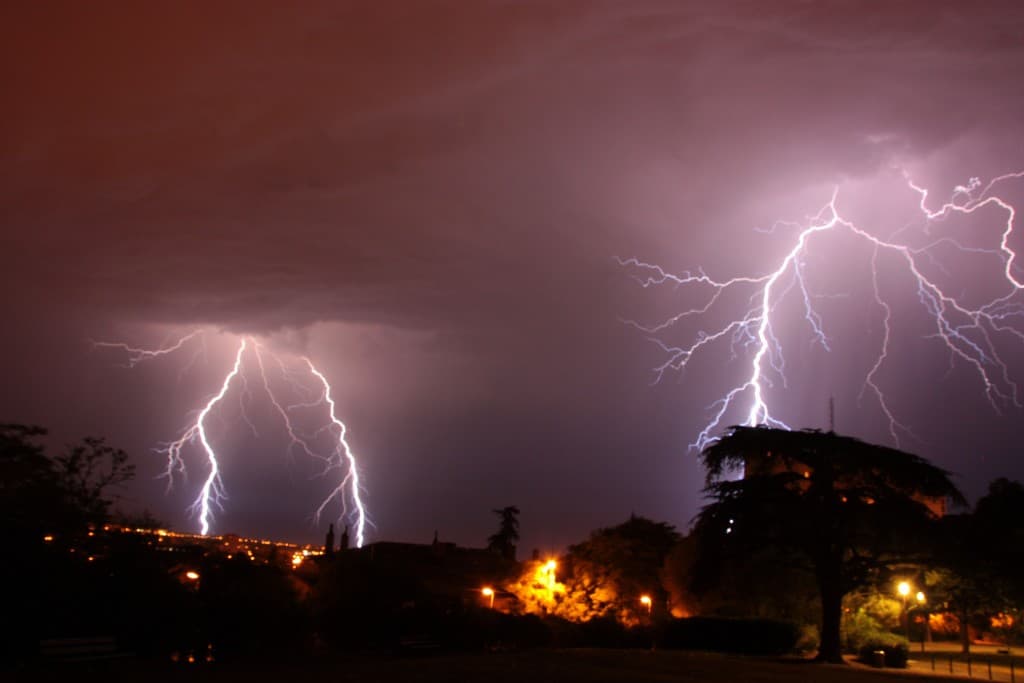 Orages secs à Toulouse